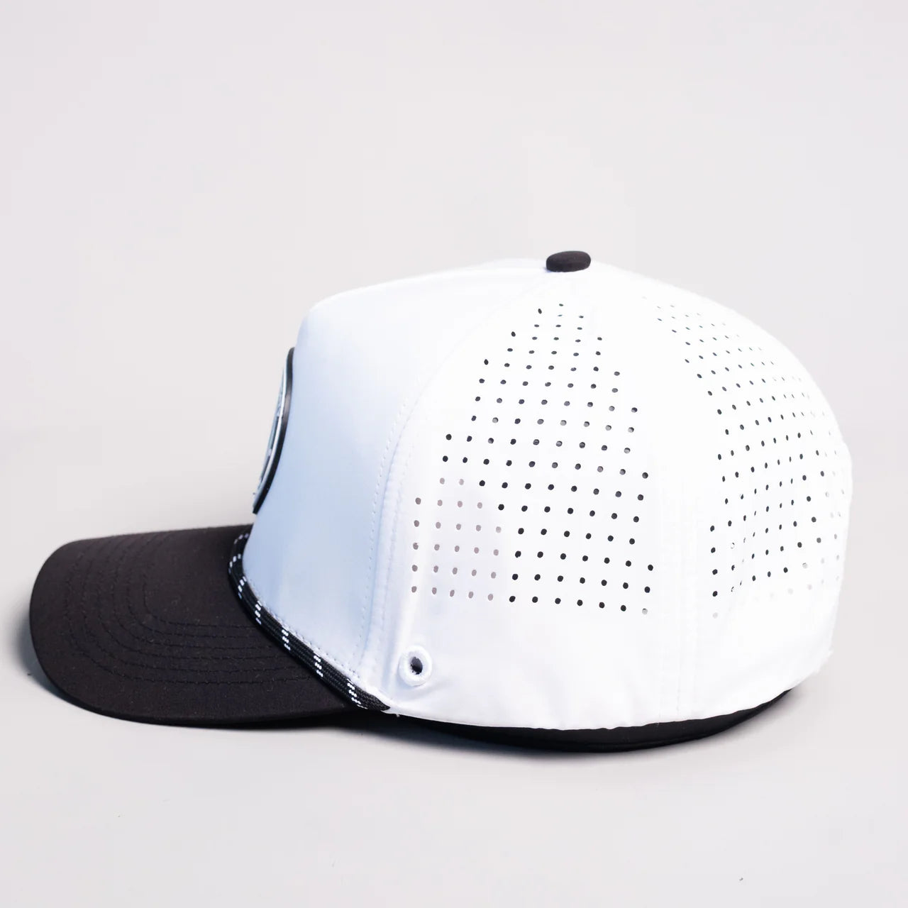 Woodn Grail Utah Utes Tee-Box Performance / White & Black