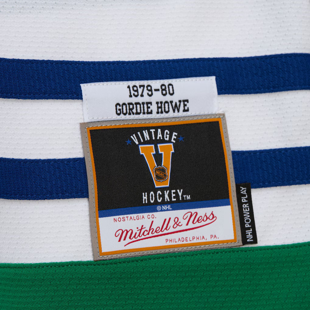 Mitchell & Ness Gordie Howe Hartford Whalers 1979-80 Green Power Play Player Jersey