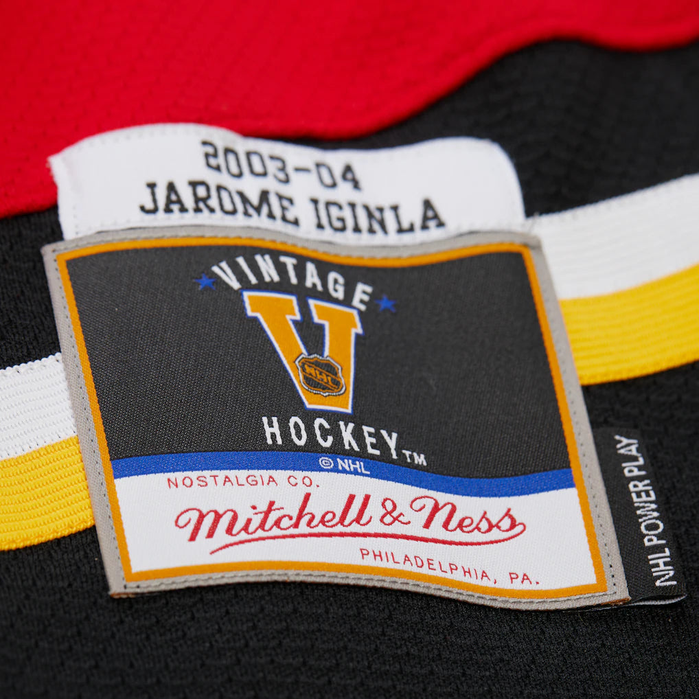 Mitchell & Ness Jarome Iginla Calgary Flames 2003-04 Red Captain Power Play Jersey